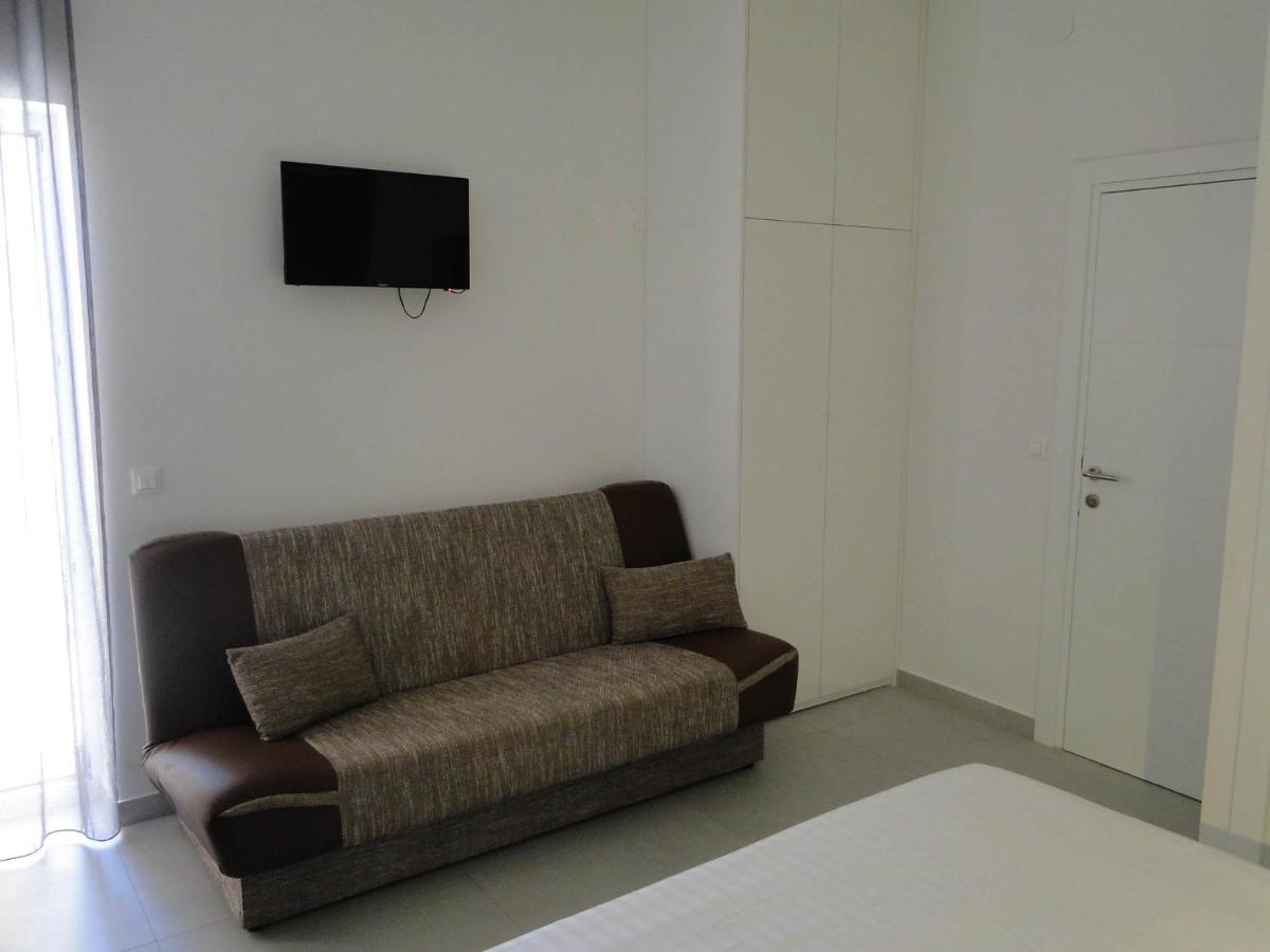 Rooms Tepli Bok Primosten Exterior photo