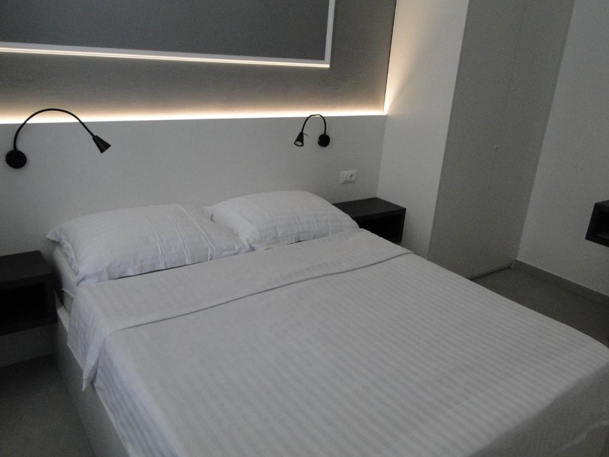 Rooms Tepli Bok Primosten Exterior photo