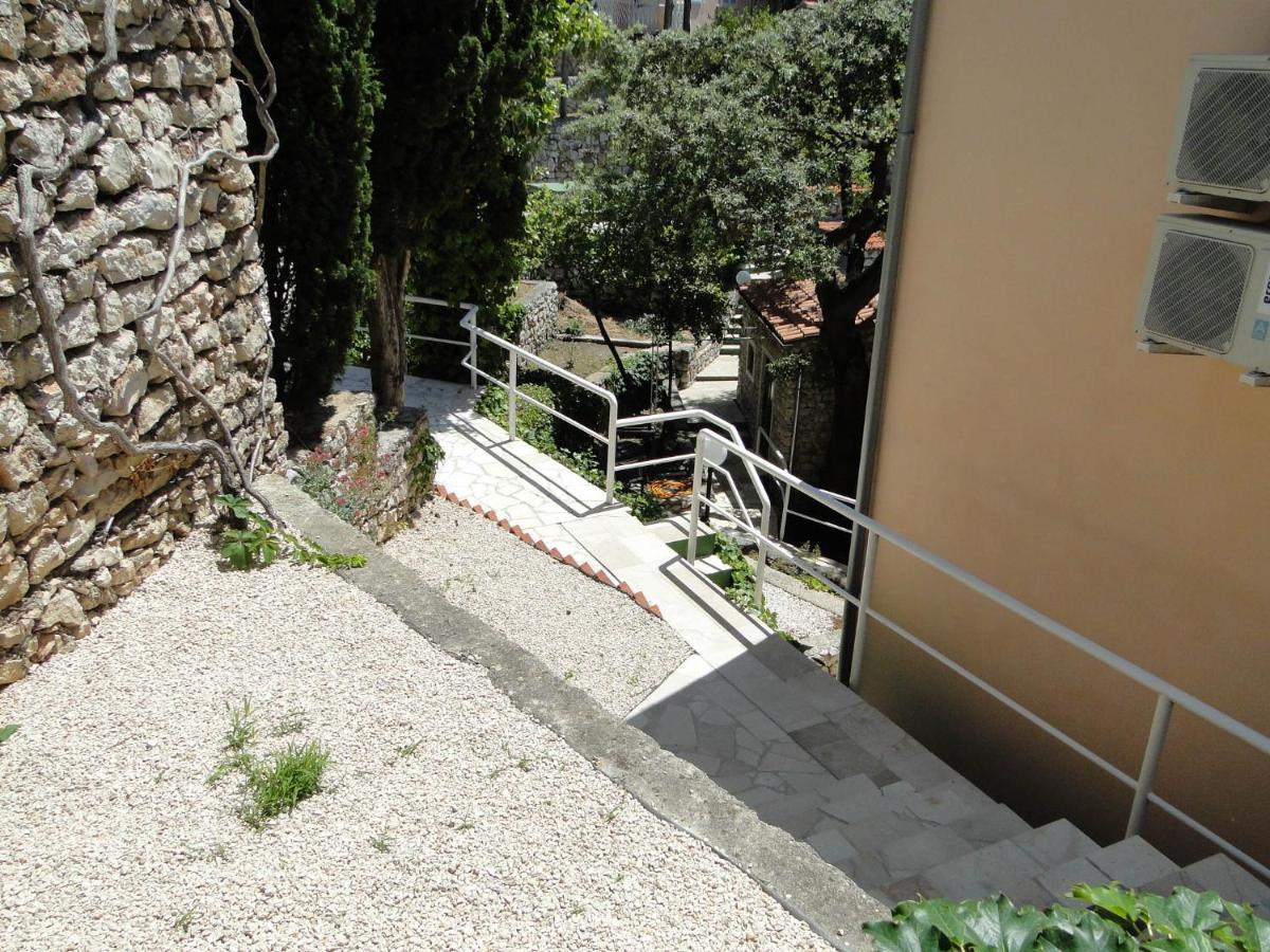 Rooms Tepli Bok Primosten Exterior photo